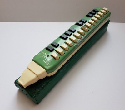 MELODICA.jpg