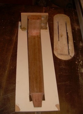 truss rod slot jig.jpg