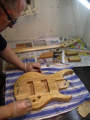 14-Applying-Danish-oil.jpg