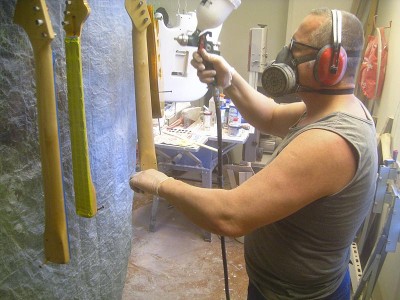 As the guitar now felt good and went to tune nicely, it was time to finish it - along with a couple of other projects on the line.