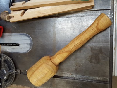 the handle and head were textured to grip.