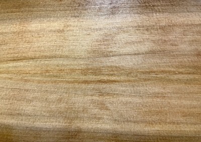 A little shellac wash to show the grain.