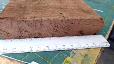 redwood-grain-spacing.jpg