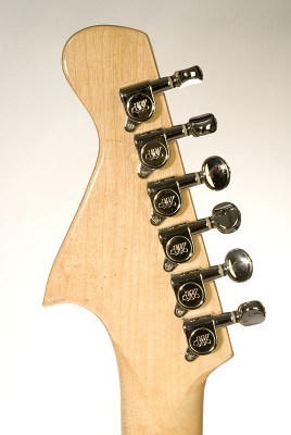 Headstock and machine heads from the rear.