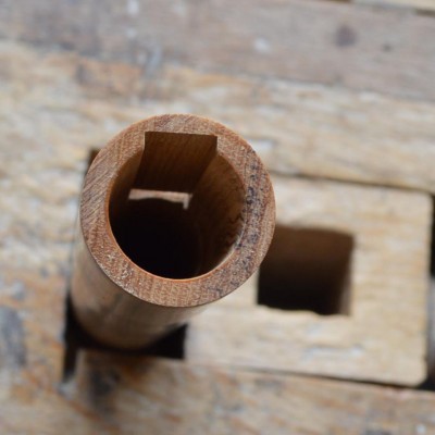 The look after the underside of the labium (lip) has been filed. Be very careful at this, as only a couple of strokes will get the edges up to the required level. The two edges of the underside of the labium should be (for instruments of soprano-alto size) be about some 0.8mm or so below the underside of the windway roof. (at the edge, that is.)